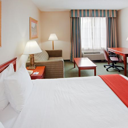 Holiday Inn Express Hanover By Ihg Room photo